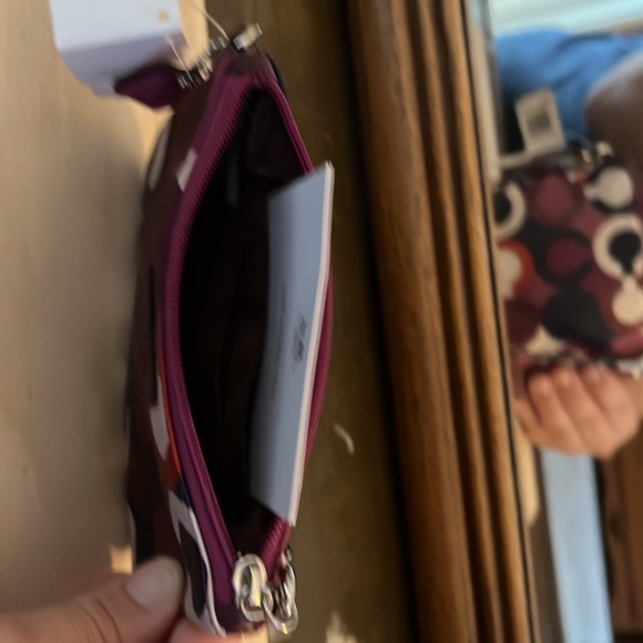 Coach pattern clutch purse - Picture 3 of 3